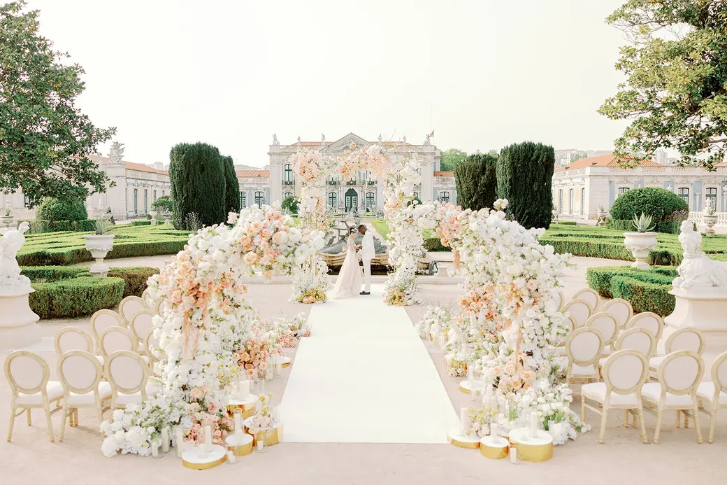 Luxury floral design by Decorelle_wedding decor Palacio Queluz_Portugal Destination Wedding